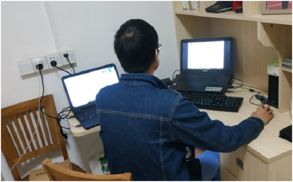 如果你覺得自己過得很安逸，那是因為有人在為你負重前行
