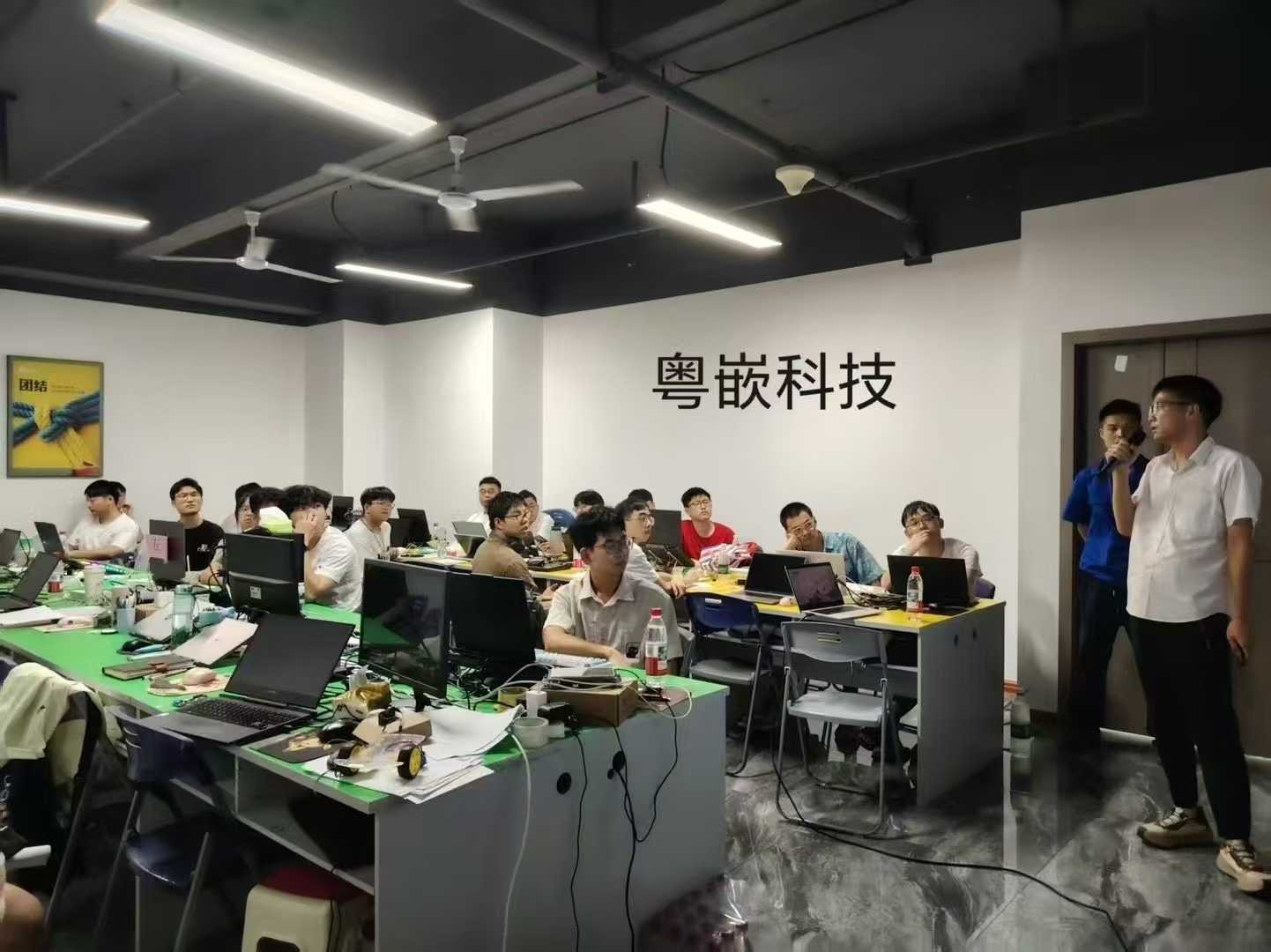 湖北精實機電科技有限公司專場招聘會（長沙校區）